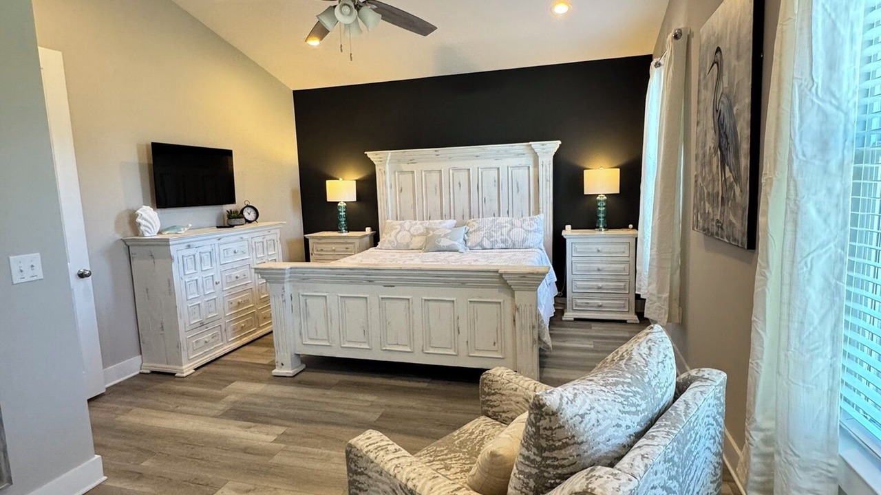 Photo of Bedroom in Gulfport