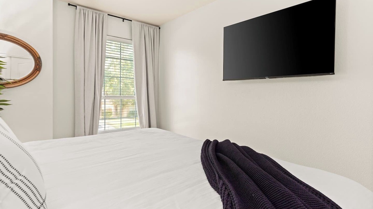 Photo of Bedroom in North San Antonio - SAT