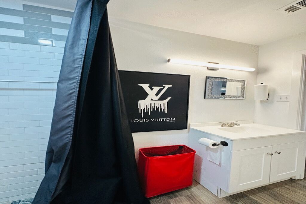 Photo of Bathroom in DeSoto