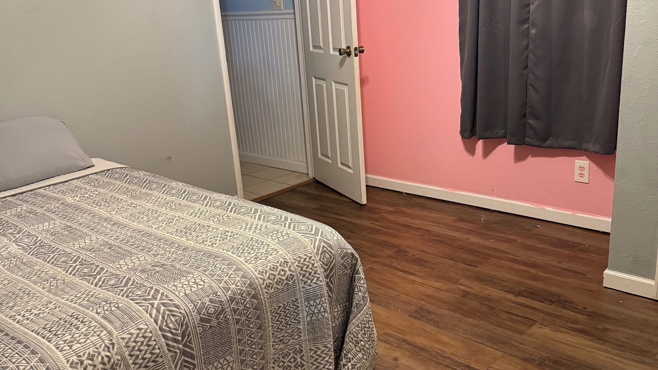 Photo of Bedroom in Leesville