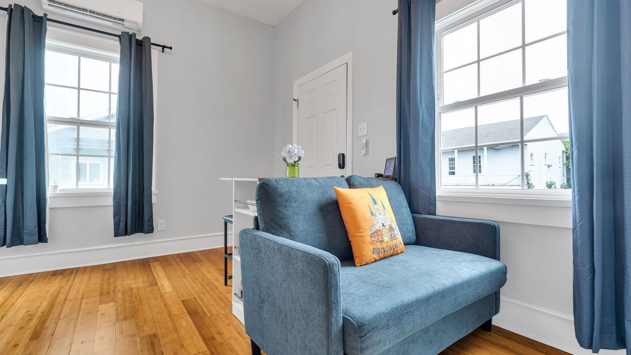 Photo of Livingroom in Lower Garden District