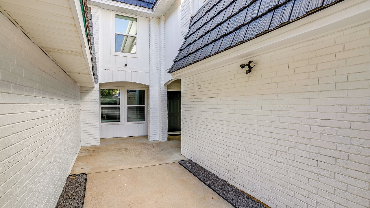 Photo of Outdoor in West Arlington