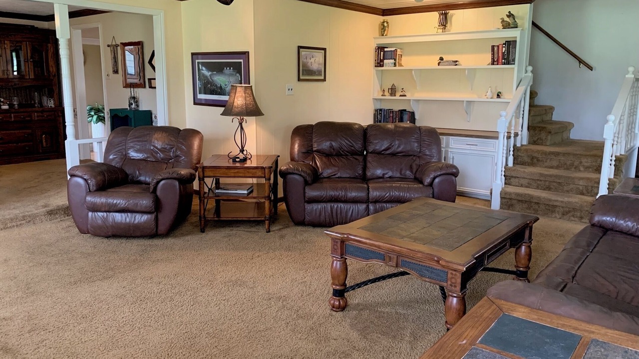 Photo of Livingroom in Sulphur