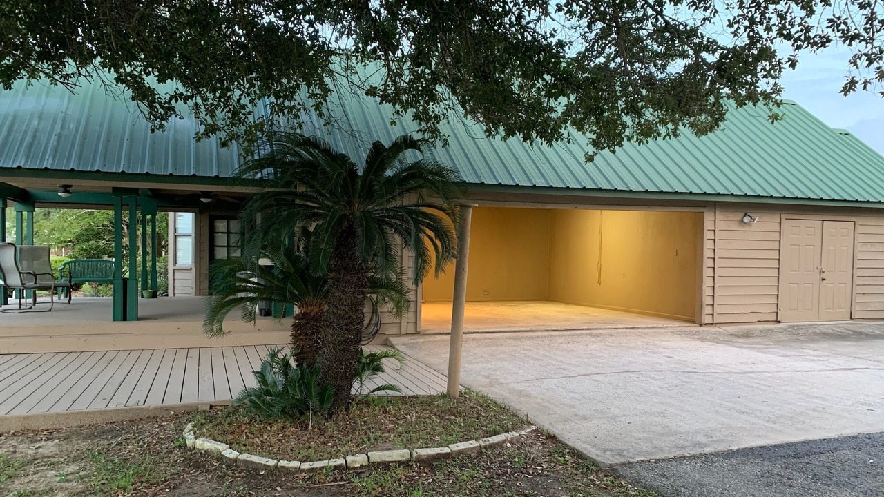 Photo of Patio Balcony in Sulphur