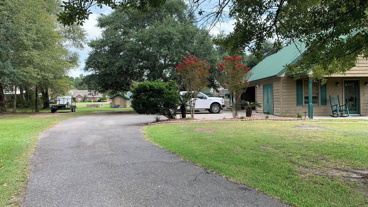 Photo of Outdoor in Sulphur