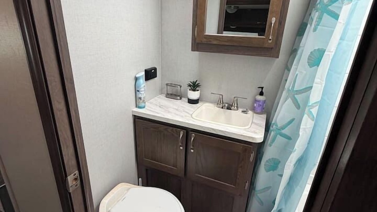 Photo of Bathroom in Holly Beach