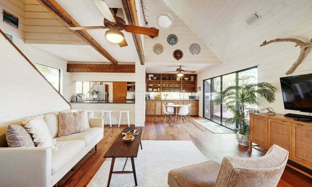 Photo of Livingroom in Lost Creek
