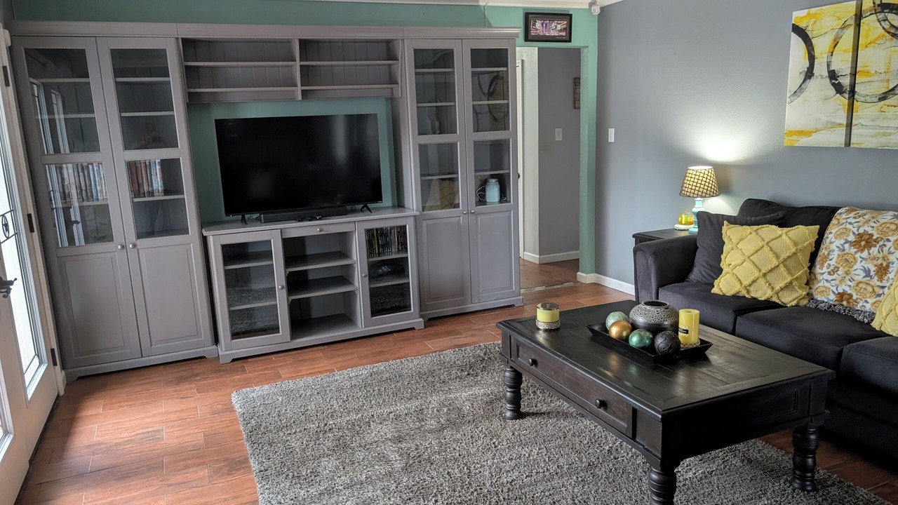 Photo of Livingroom in Orange