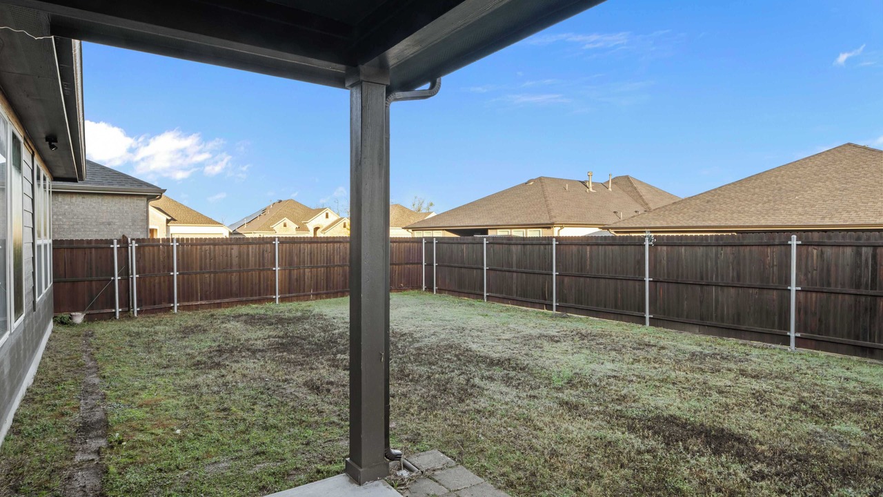Photo of Outdoor in Fate