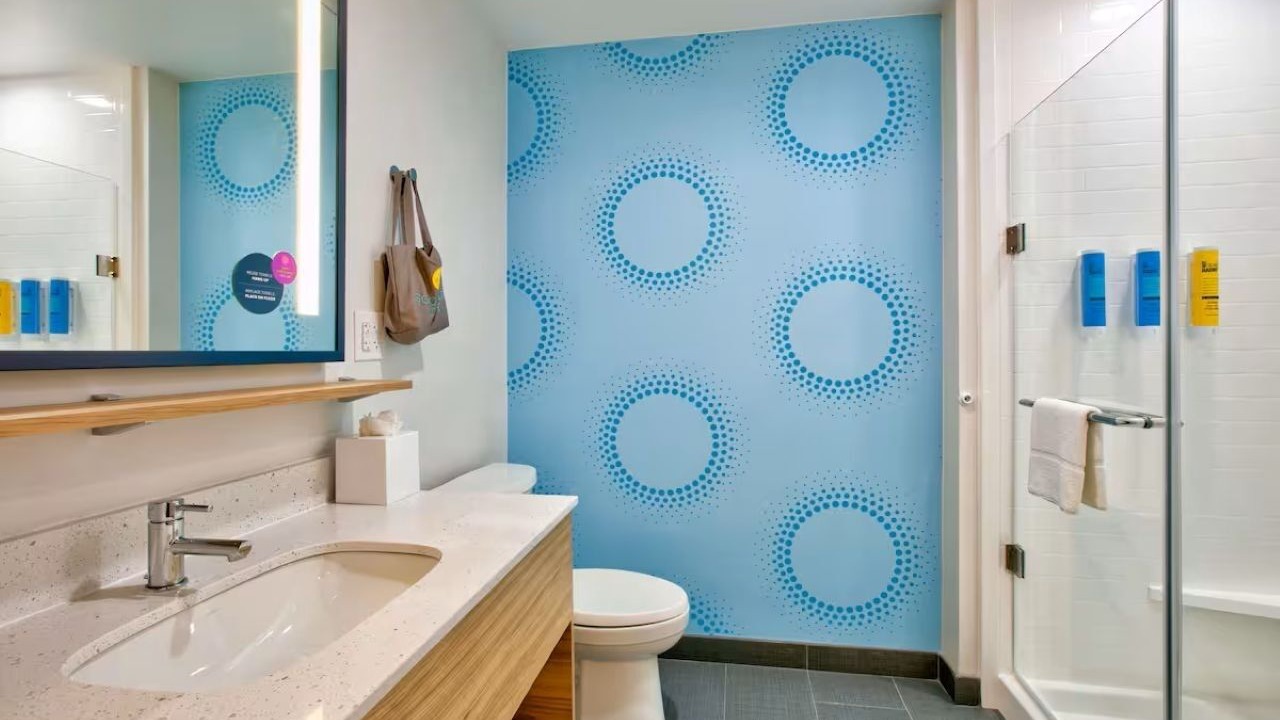 Photo of Bathroom in Far North Central
