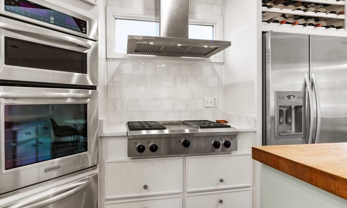 Photo of Kitchen in Knox - Henderson