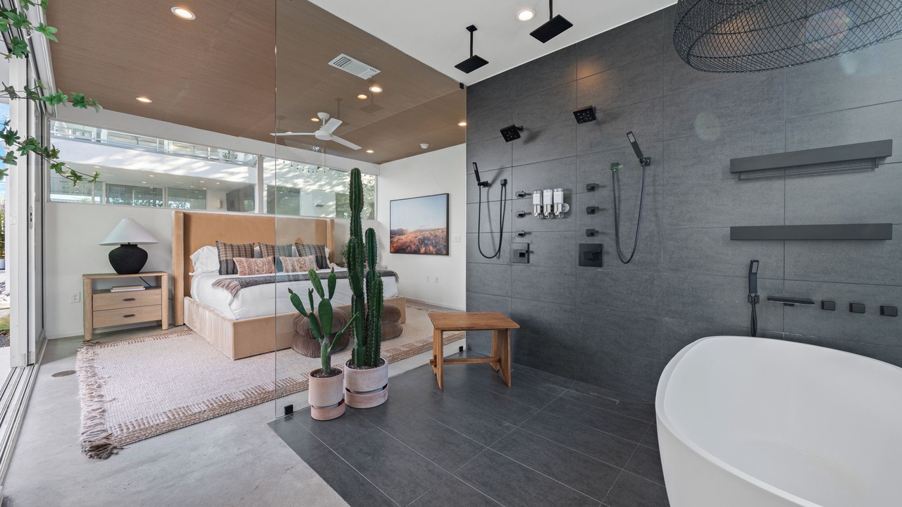 Photo of Bathroom in Bouldin