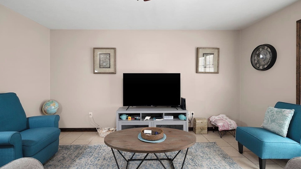 Photo of Livingroom in Alexandria