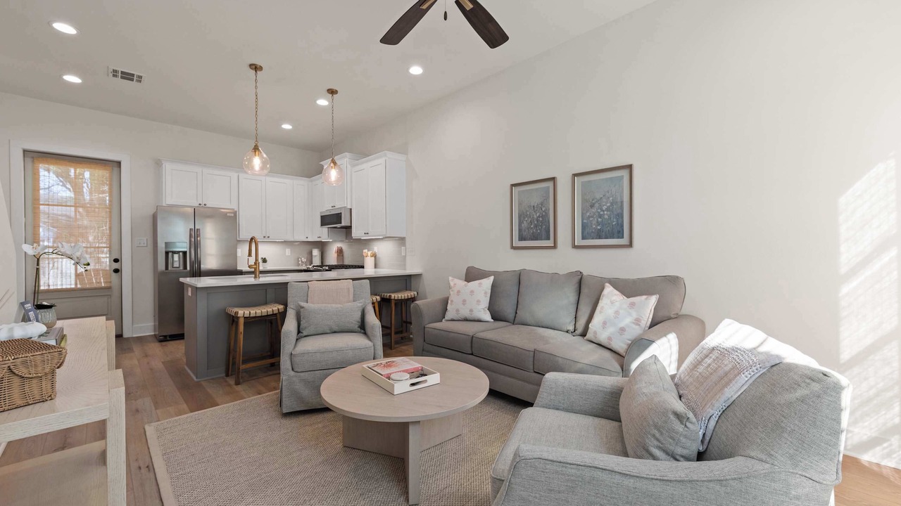 Photo of Livingroom in Lafayette