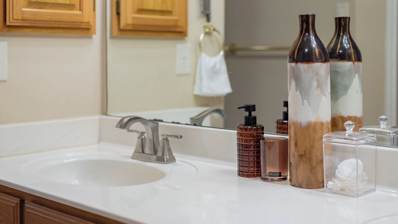 Photo of Bathroom in Legend Hills