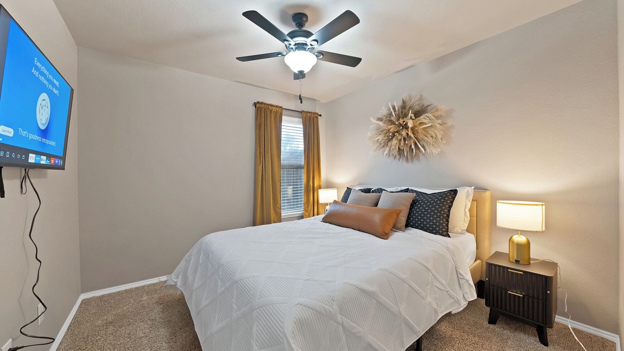 Photo of Bedroom in Cross Roads