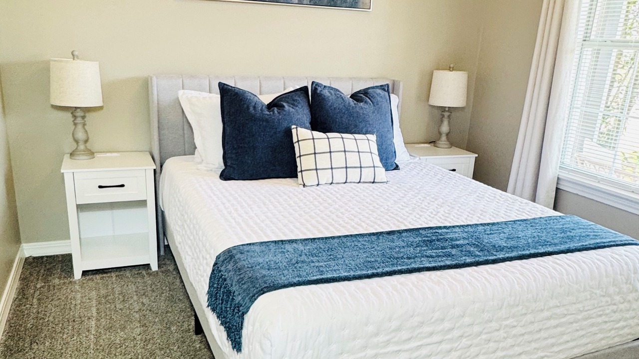 Photo of Bedroom in Claiborne