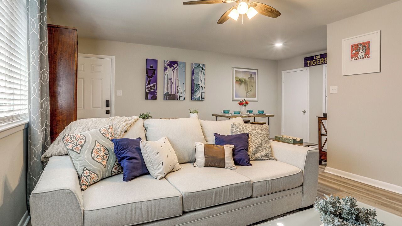 Photo of Livingroom in Highlands - Perkins