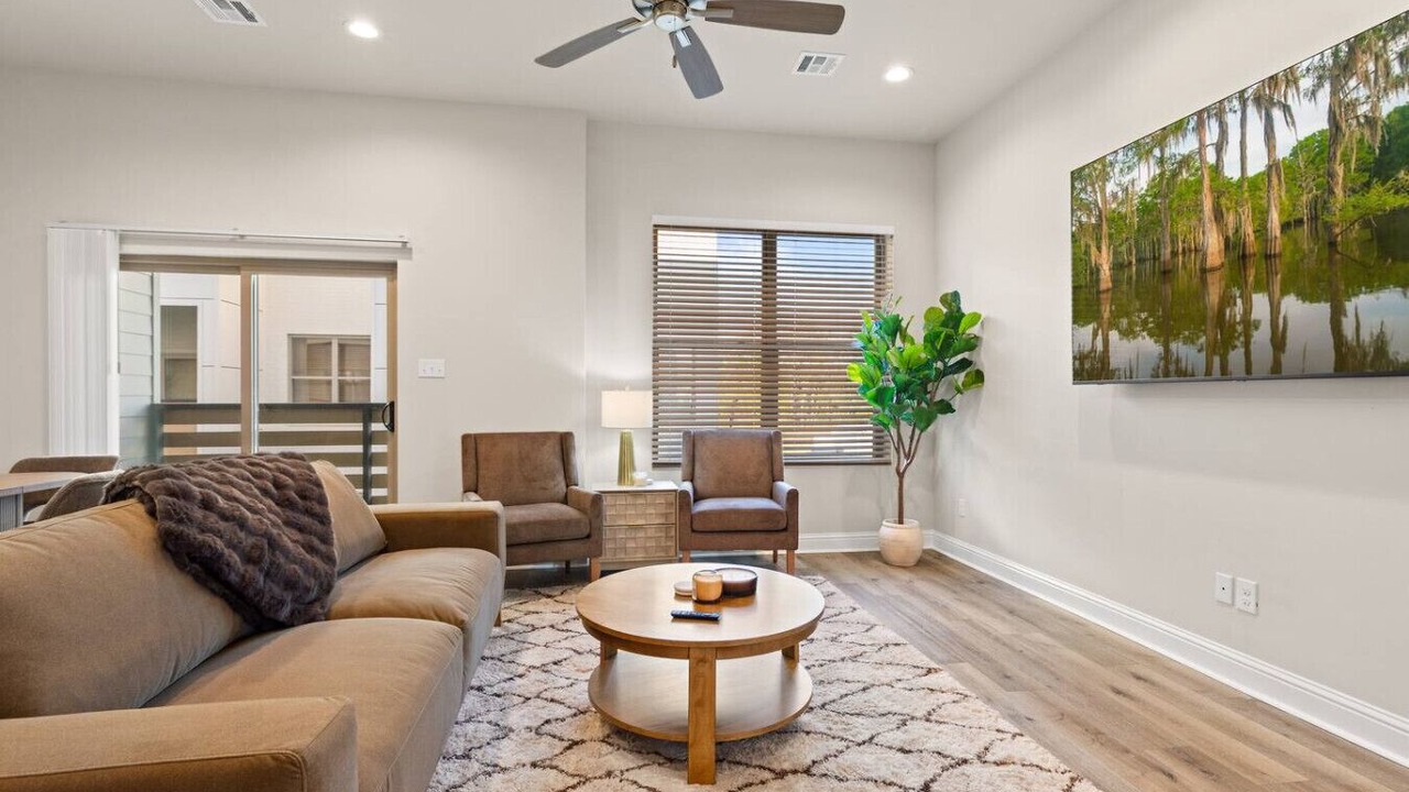 Photo of Livingroom in Youngsville