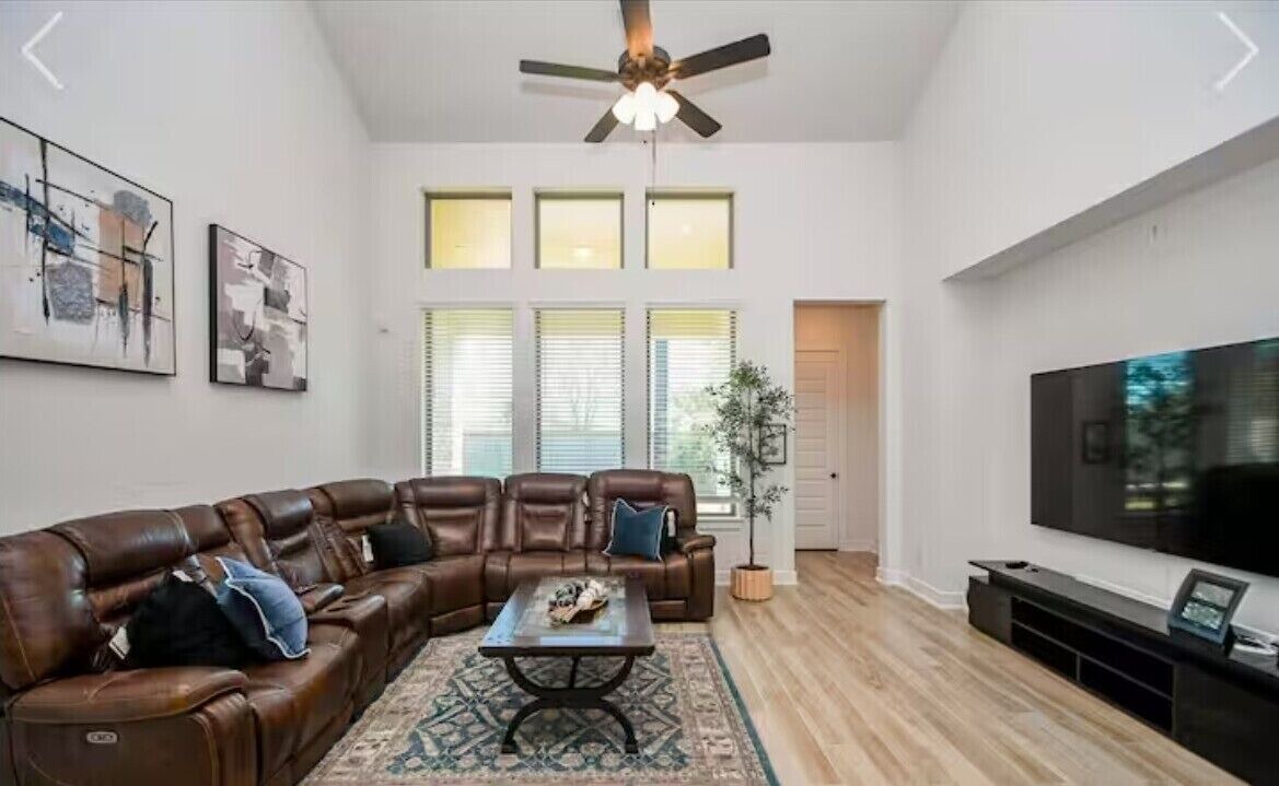 Photo of Livingroom in Barker