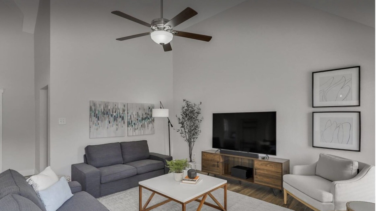 Photo of Livingroom in DeSoto