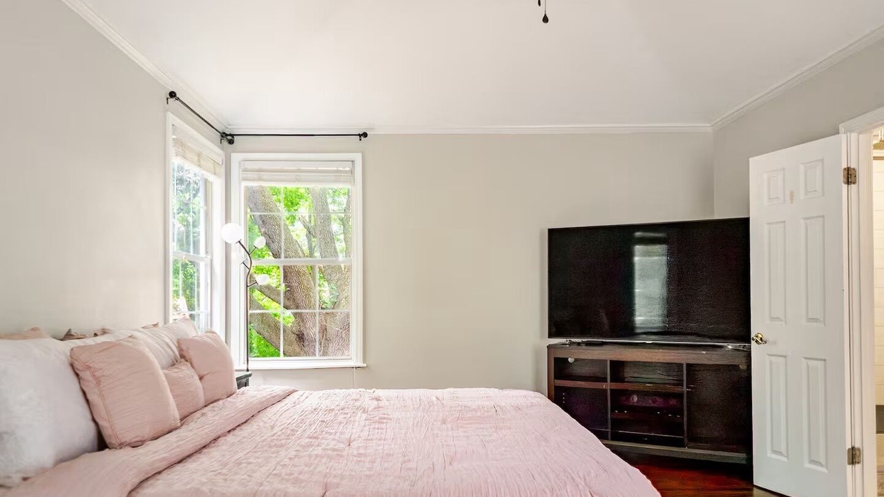 Photo of Bedroom in Broadmoor