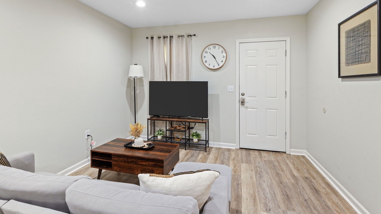 Photo of Livingroom in Sulphur