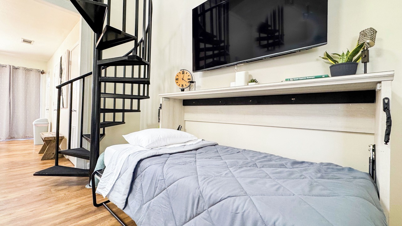 Photo of Bedroom in South Baton Rouge