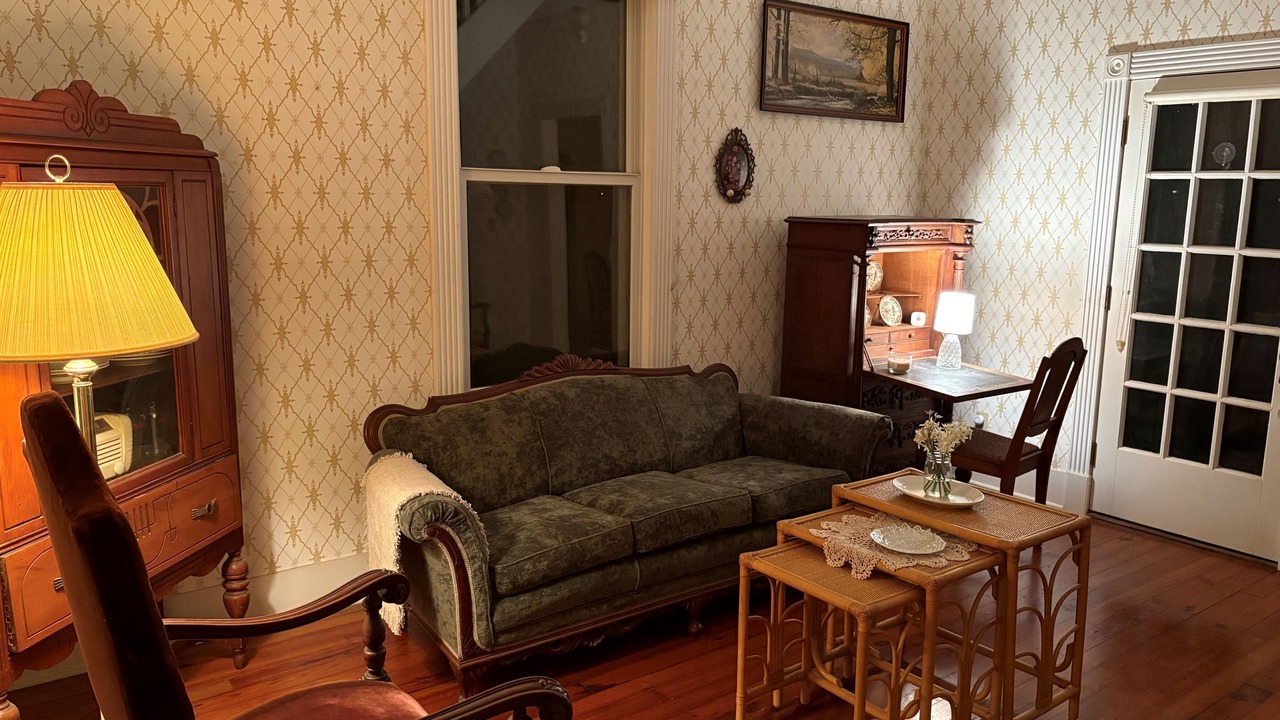 Photo of Livingroom in Jennings