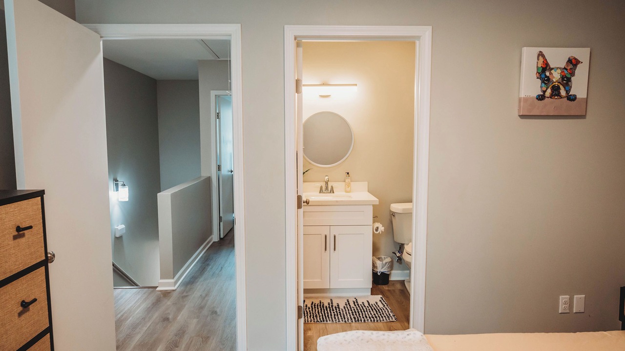 Photo of Bedroom in Freetown - Port Rico