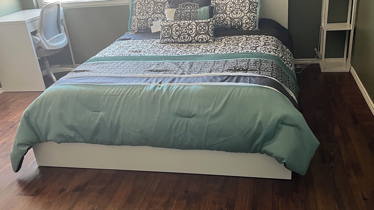 Photo of Bedroom in Cedar Hill