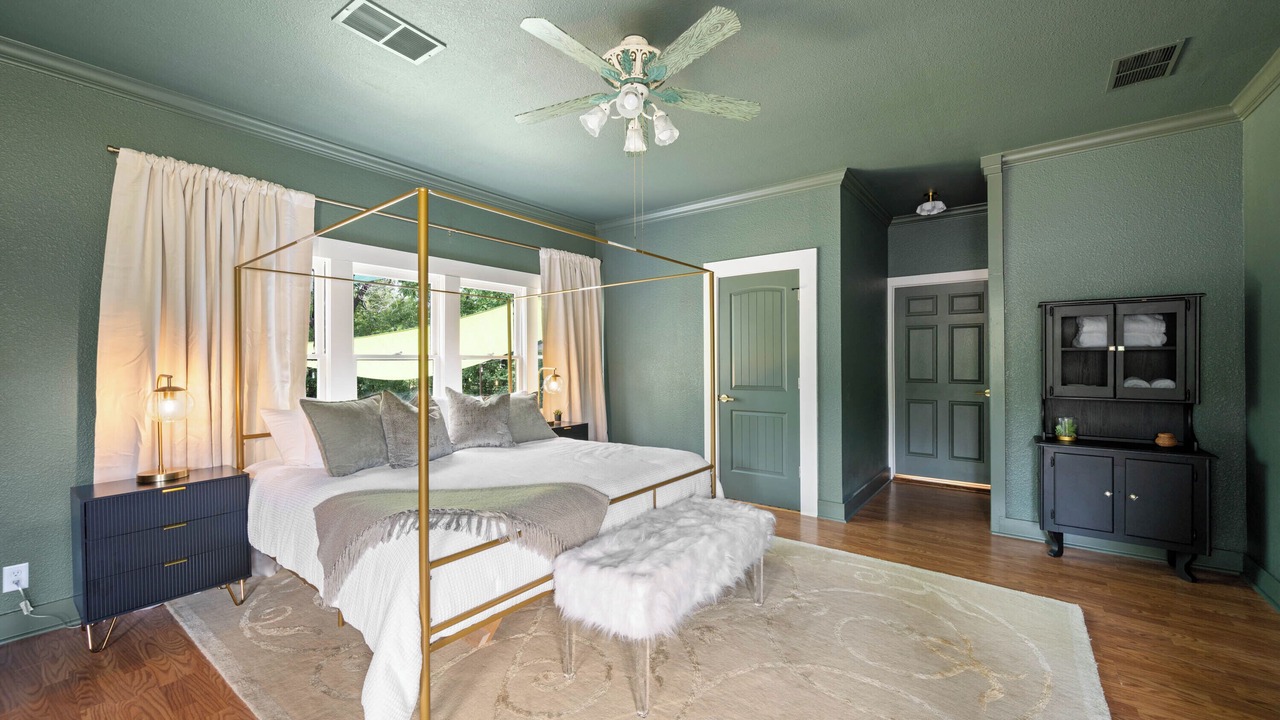 Photo of Bedroom in Mineral Wells
