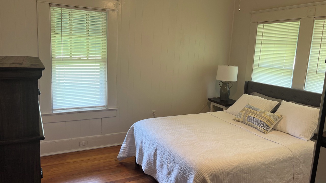Photo of Bedroom in Fairbanks