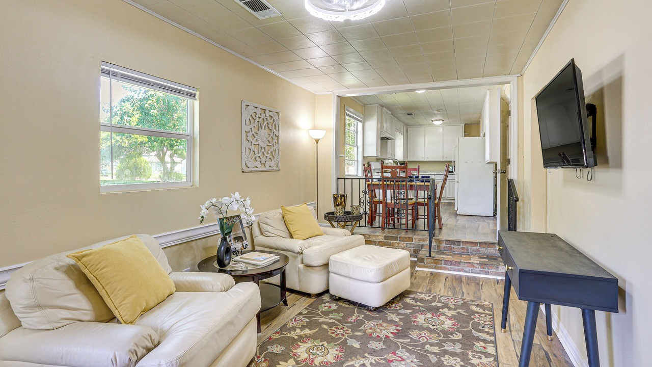 Photo of Bedroom in Lakeview  Jefferson County