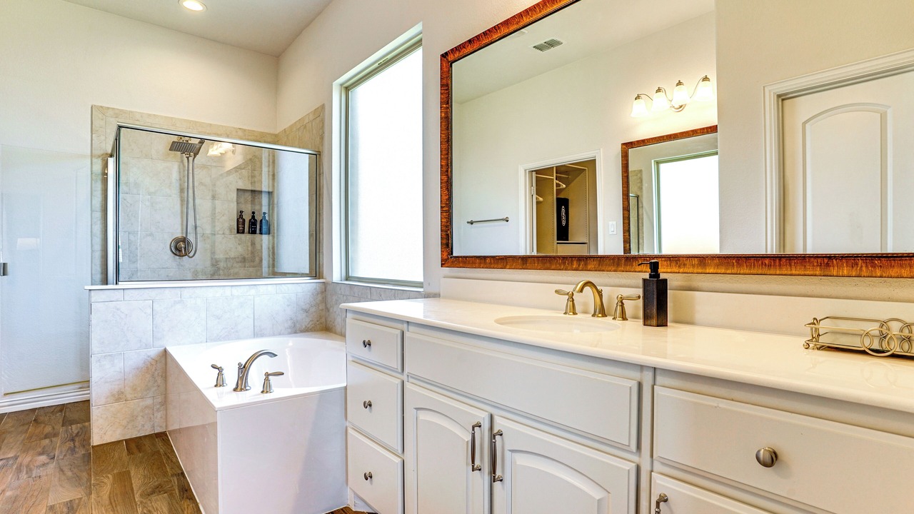 Photo of Bathroom in Parker County