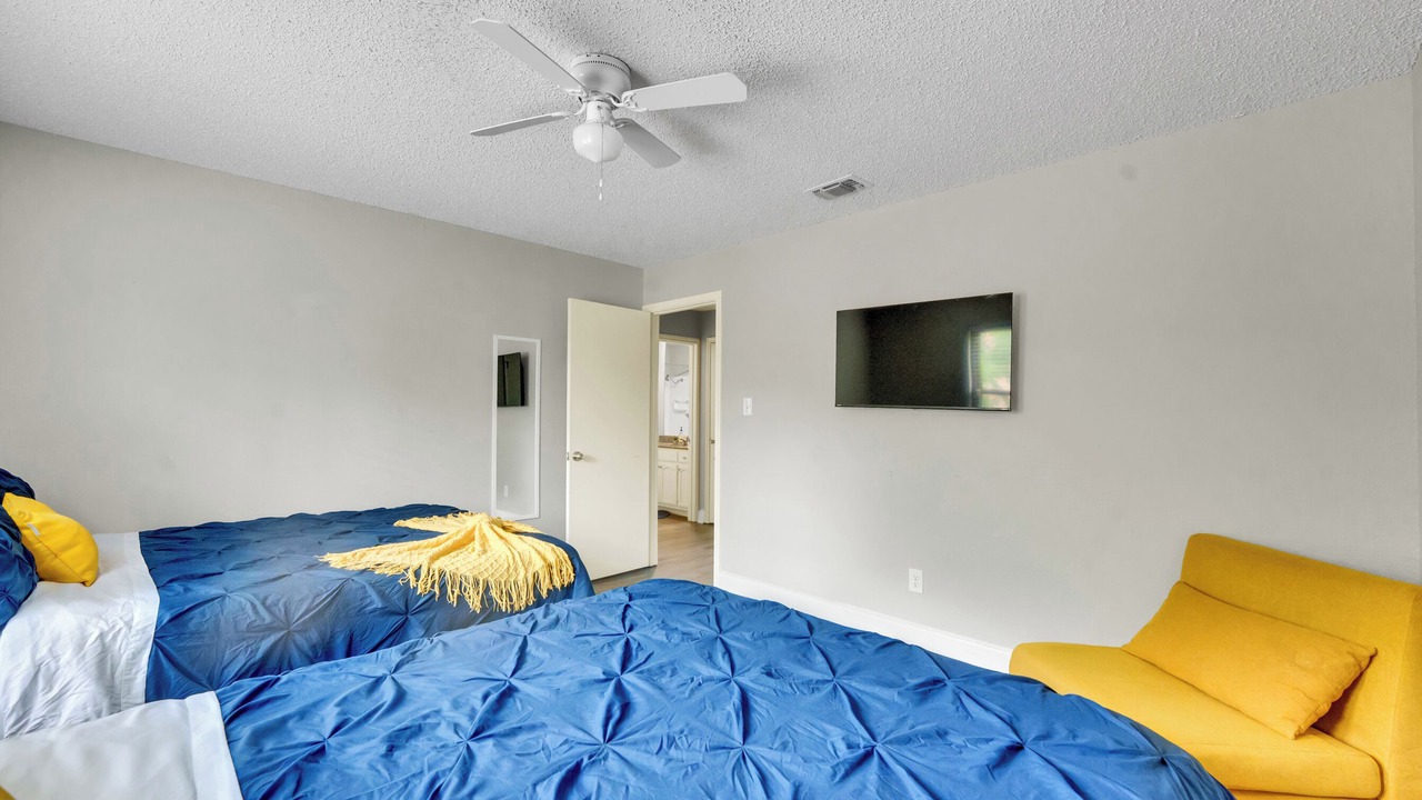 Photo of Bedroom in West Arlington