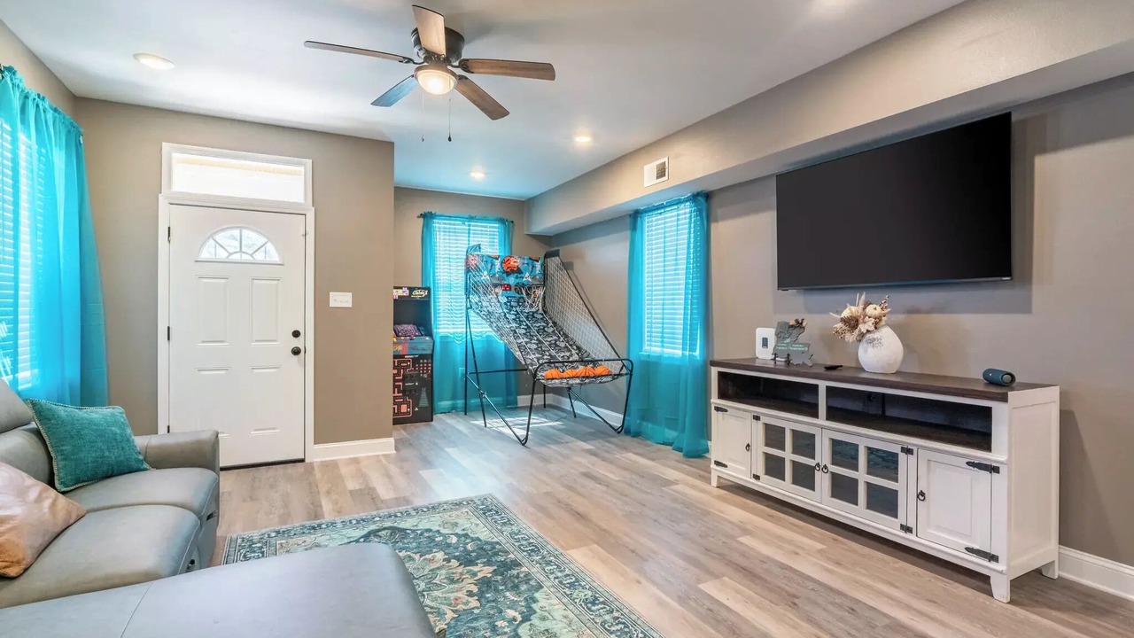Photo of Bedroom in Holy Cross District