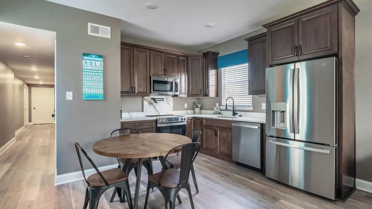 Photo of Kitchen in Holy Cross District