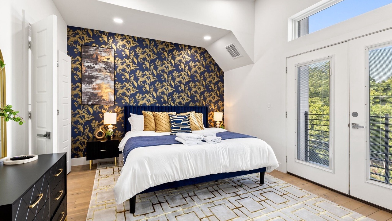 Photo of Bedroom in West Dallas