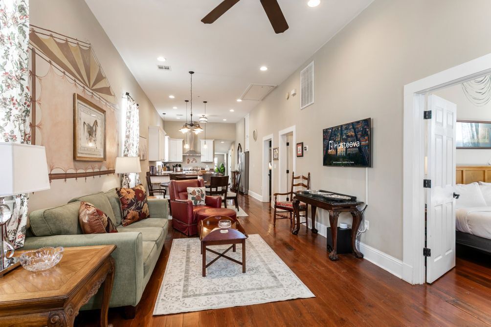 Photo of Livingroom in West Riverside