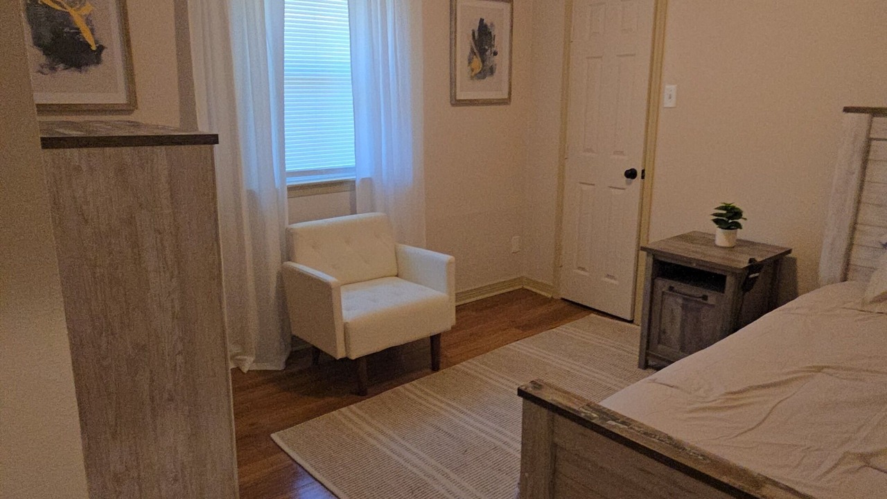Photo of Bedroom in Crown Point