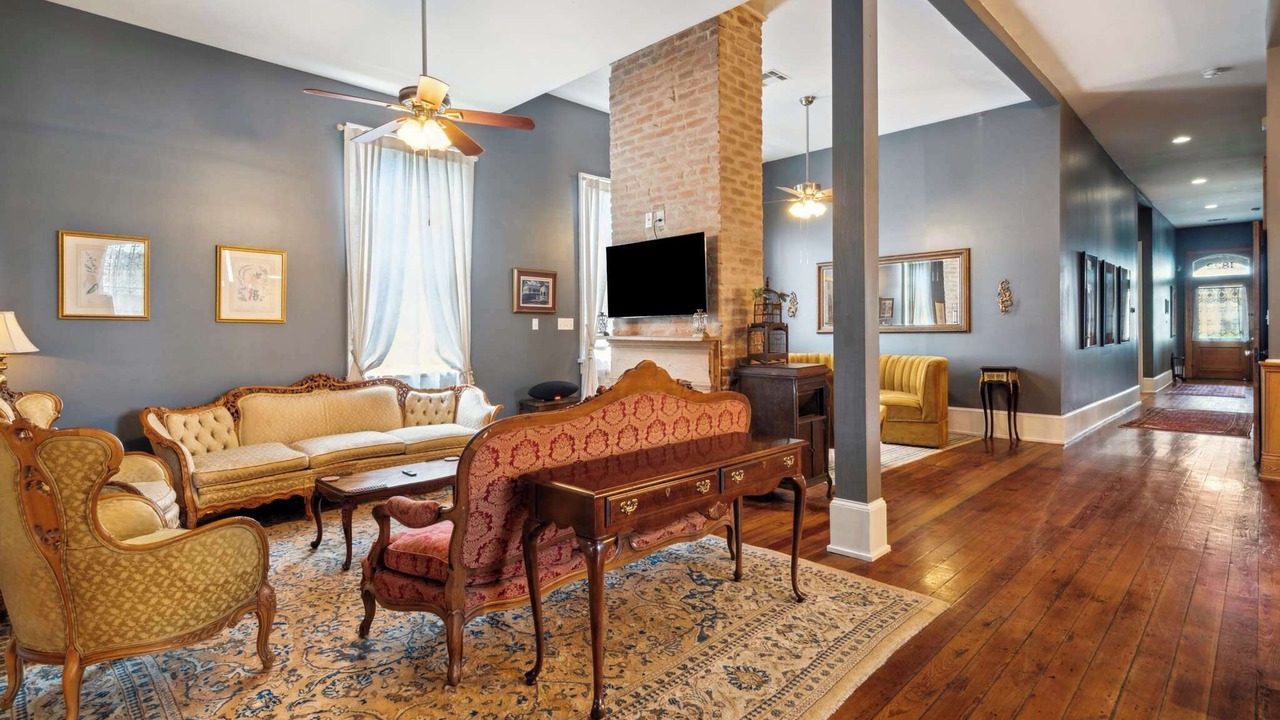 Photo of Livingroom in Faubourg Lafayette