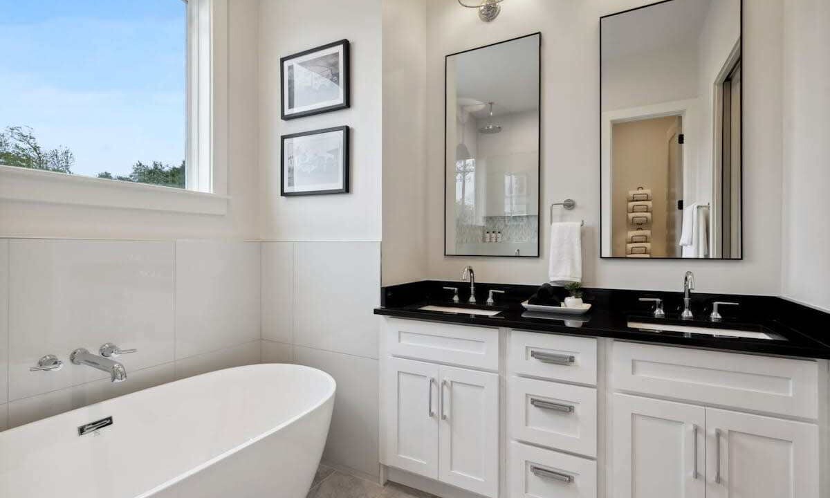 Photo of Bathroom in Faubourg Lafayette