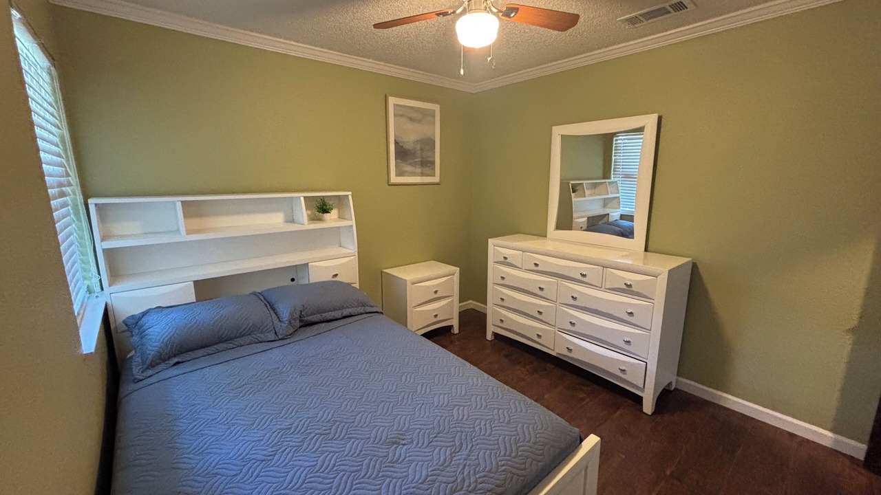 Photo of Bedroom in South Arlington