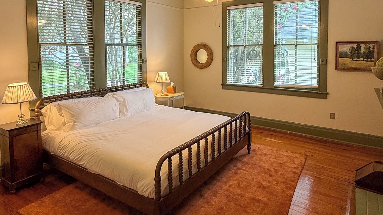 Photo of Bedroom in Beauregard Town Historic District