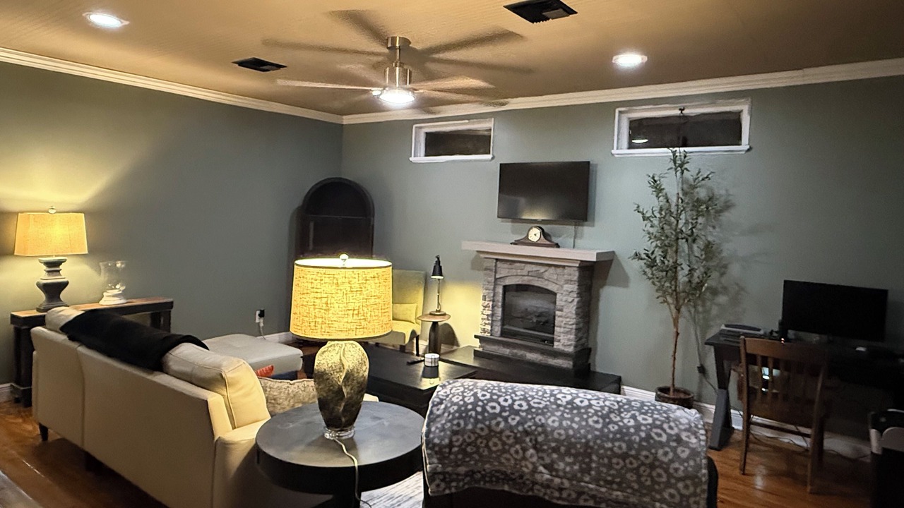 Photo of Livingroom in Lafayette