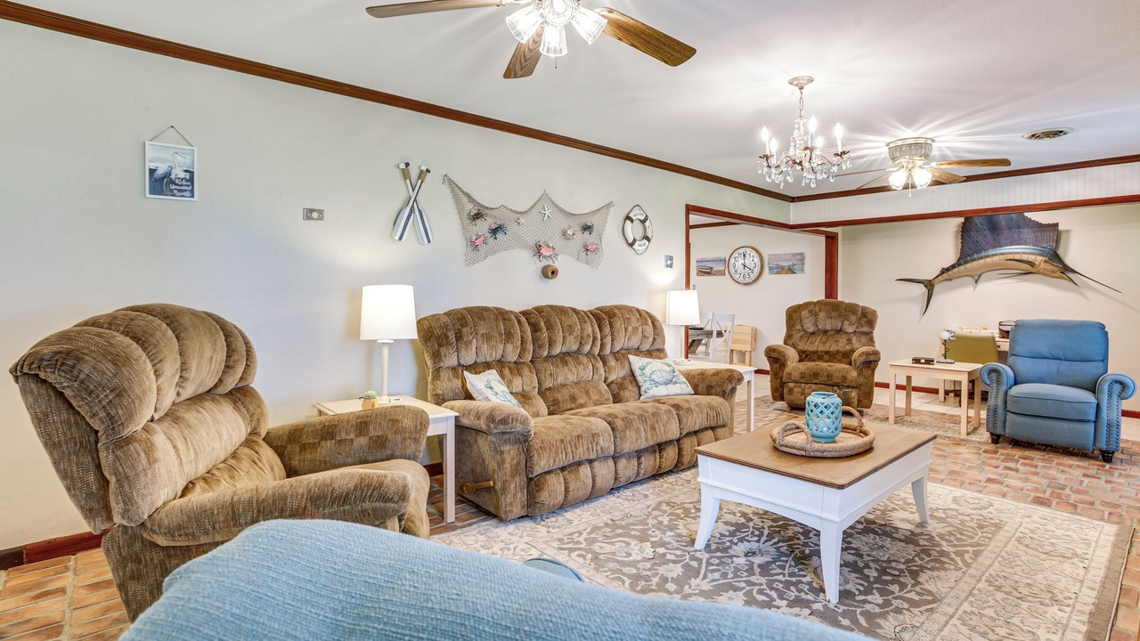 Photo of Livingroom in Chauvin