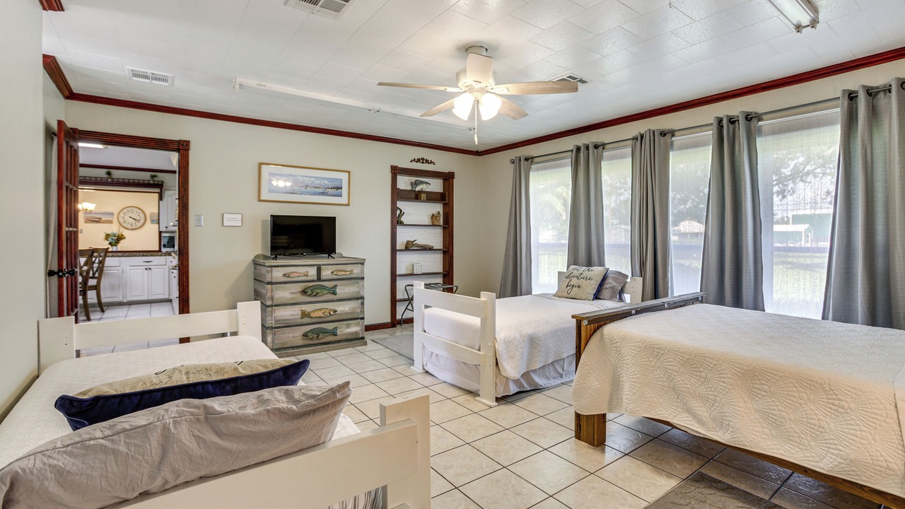 Photo of Bedroom in Chauvin