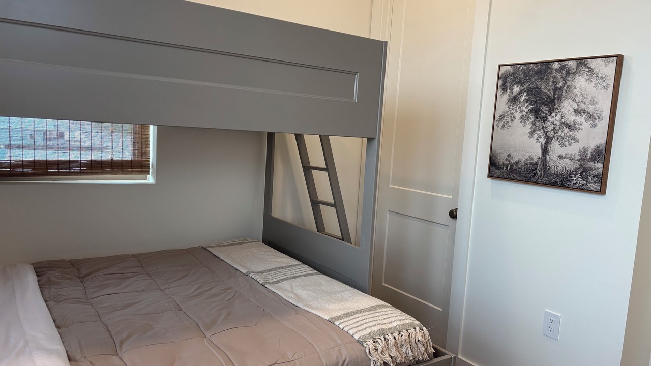 Photo of Bedroom in Chauvin