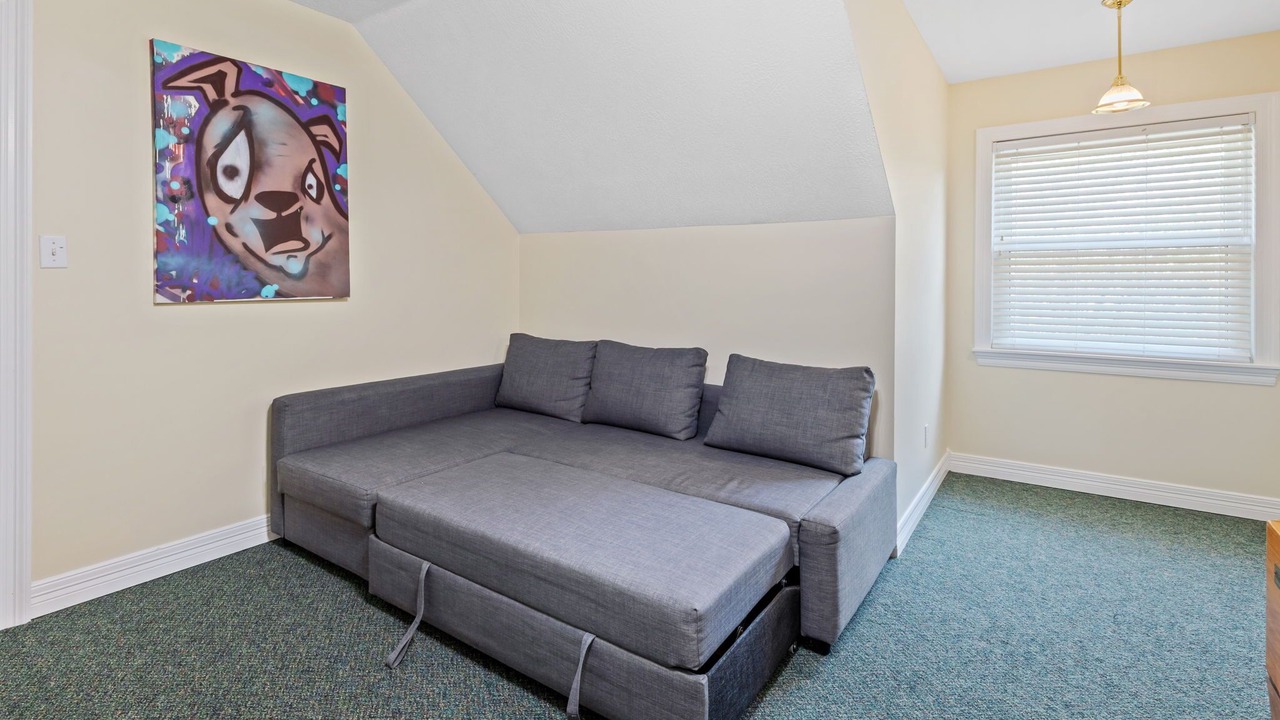 Photo of Livingroom in Westlake